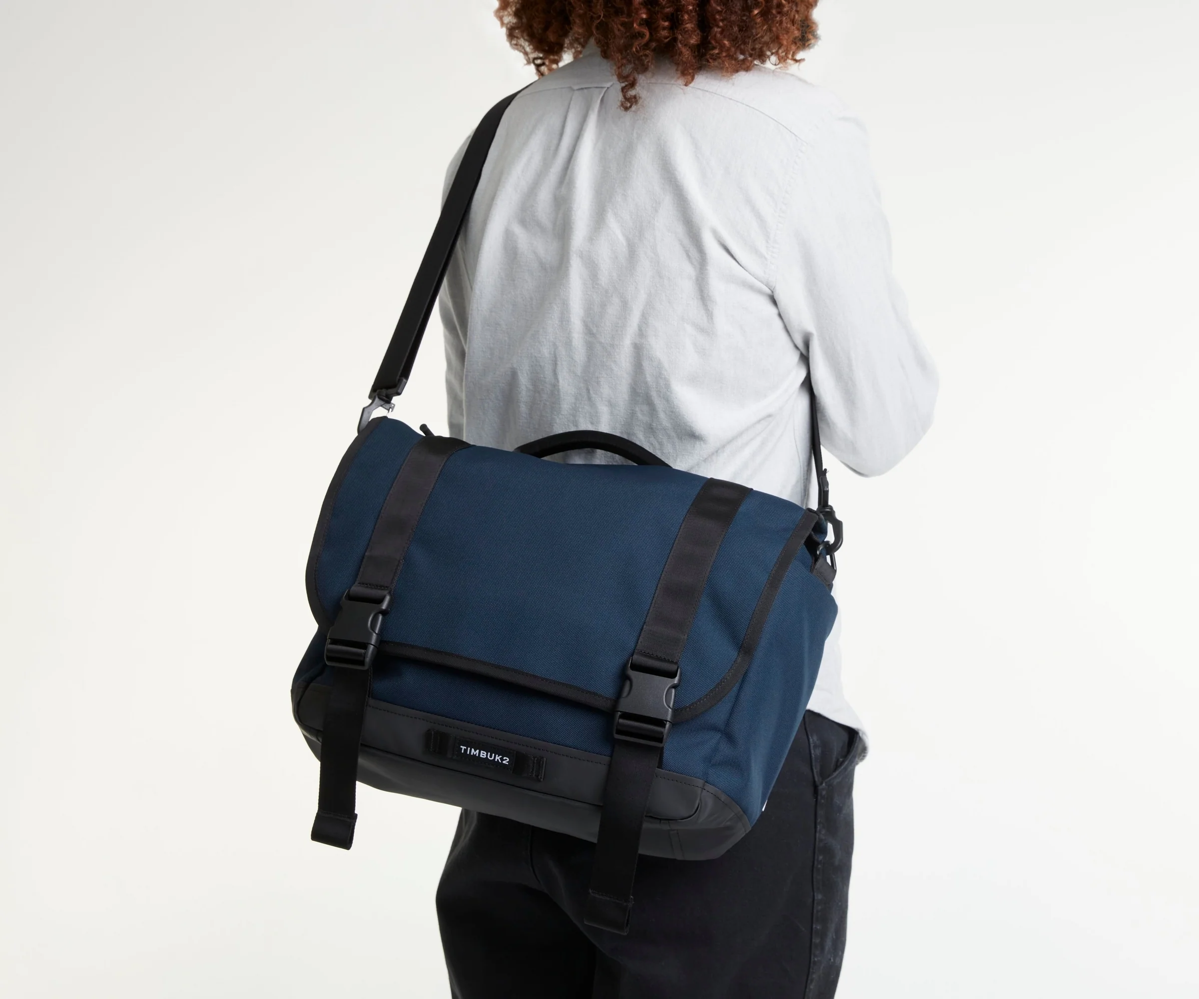 Commute Messenger Bag 2.0 - Image 18