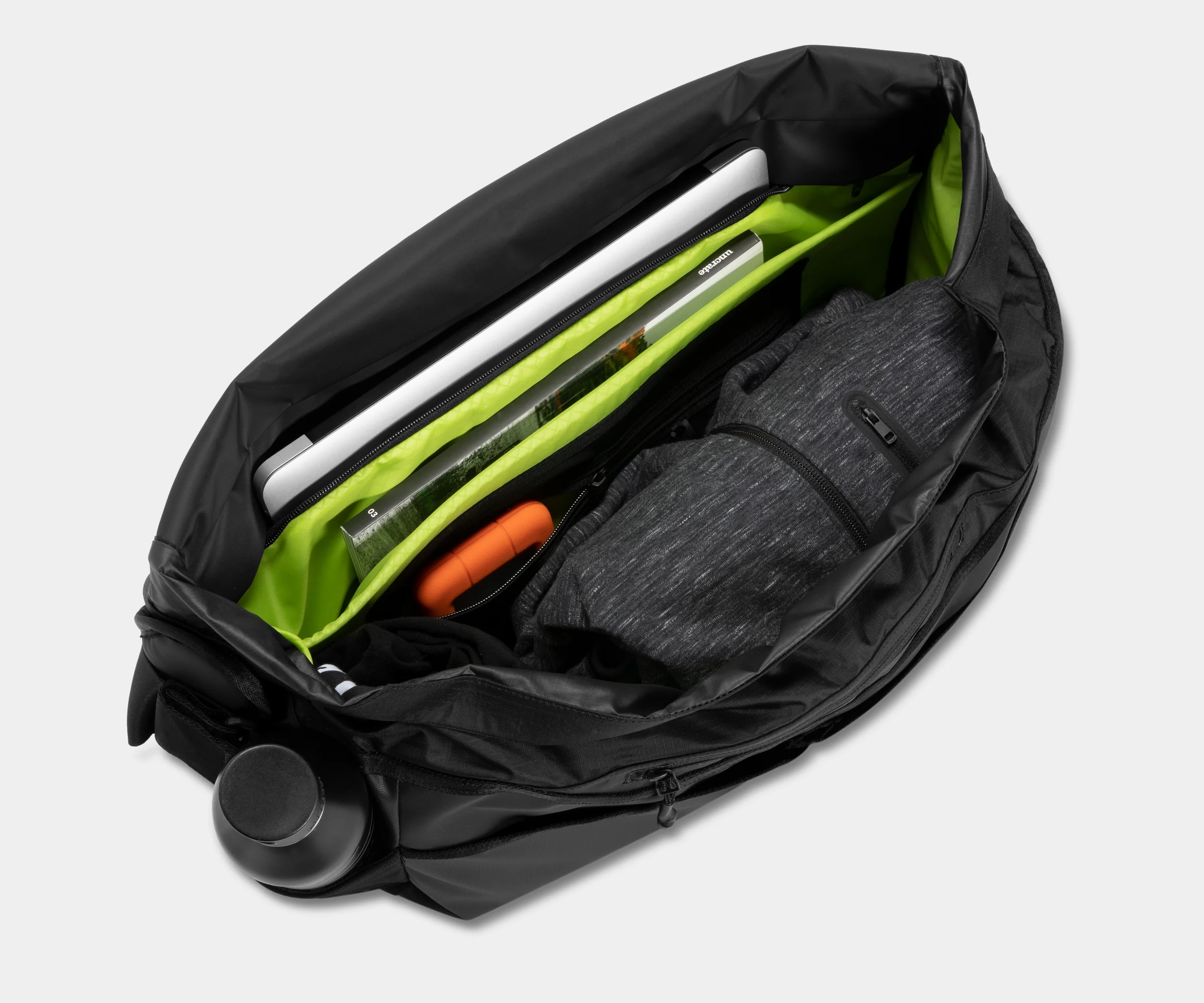 Especial Stash Messenger Bag - Image 16
