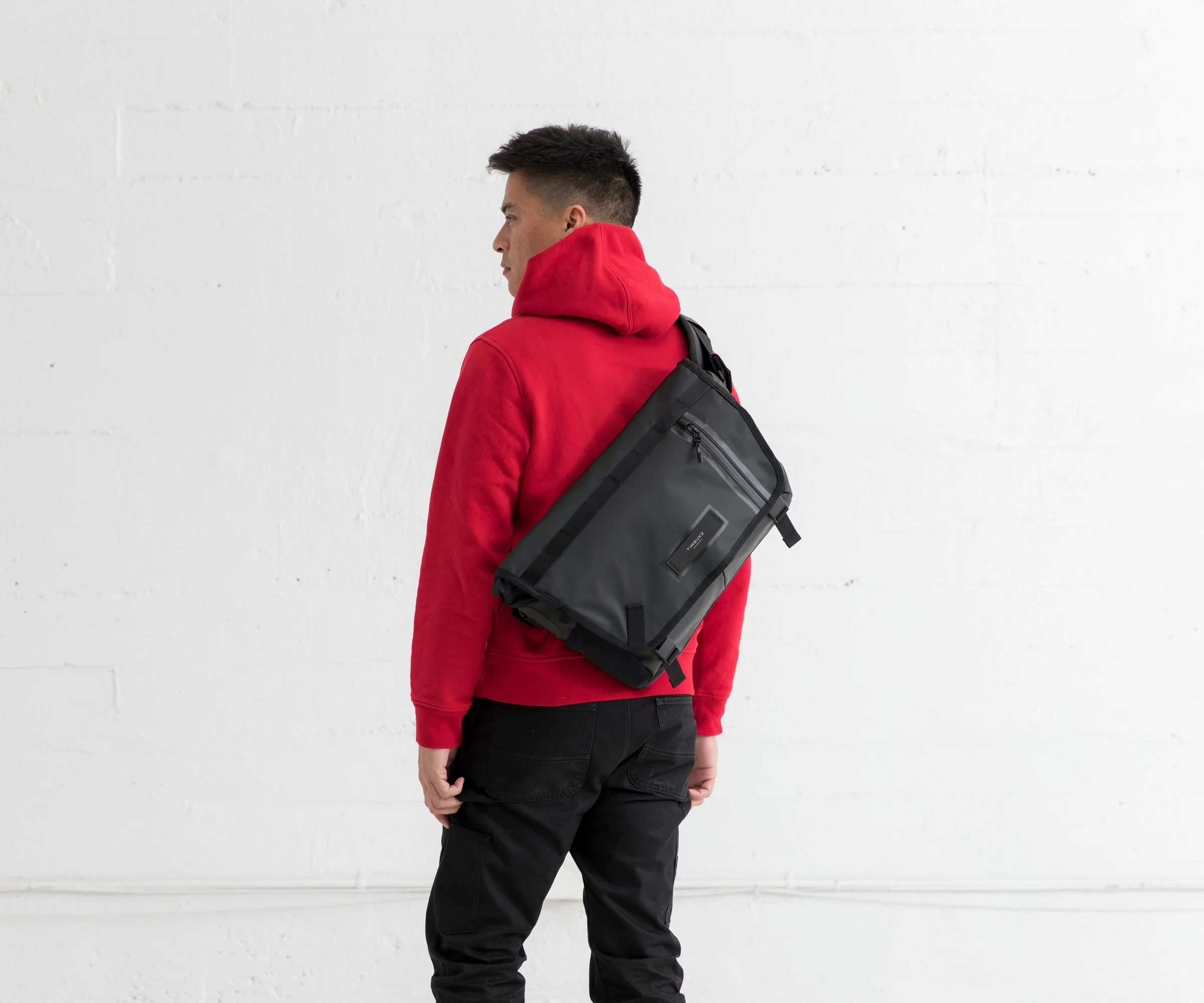 Especial Stash Messenger Bag - Image 18