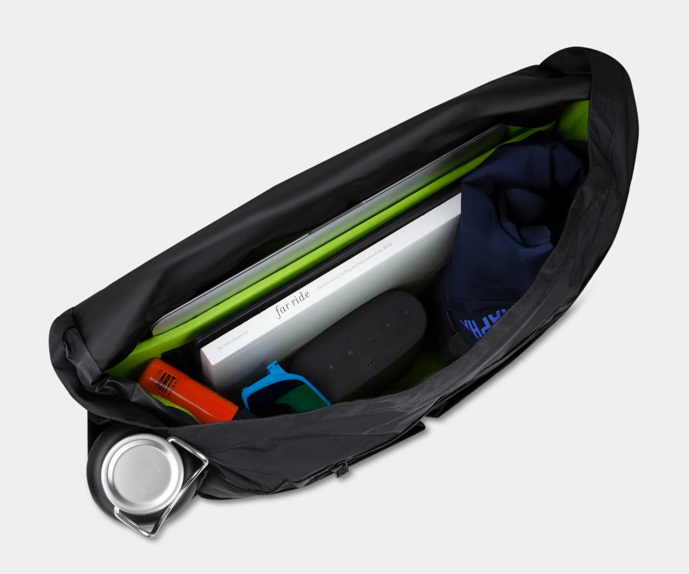 Especial Stash Messenger Bag - Image 23