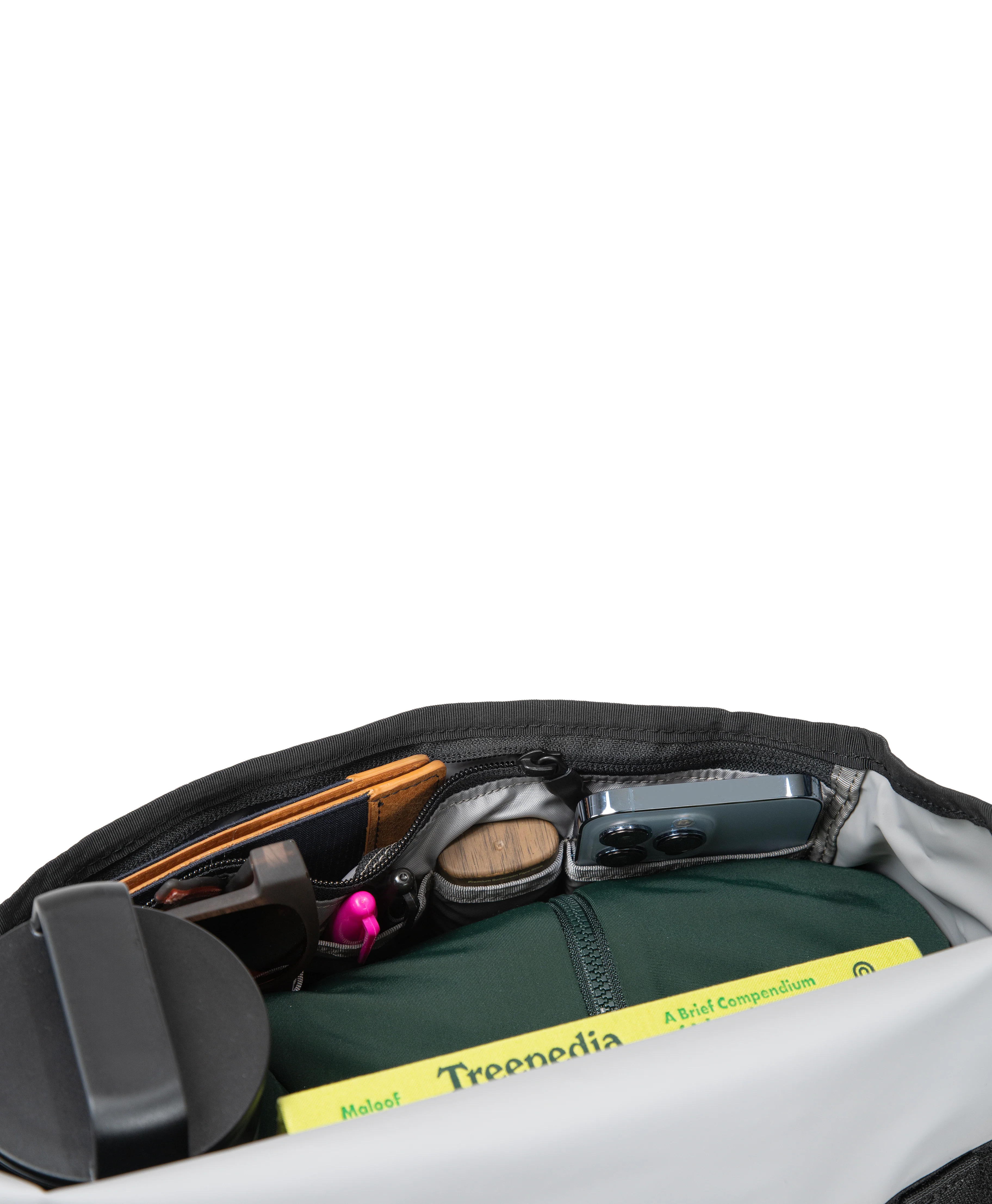 Flight Classic Messenger Bag - Image 5