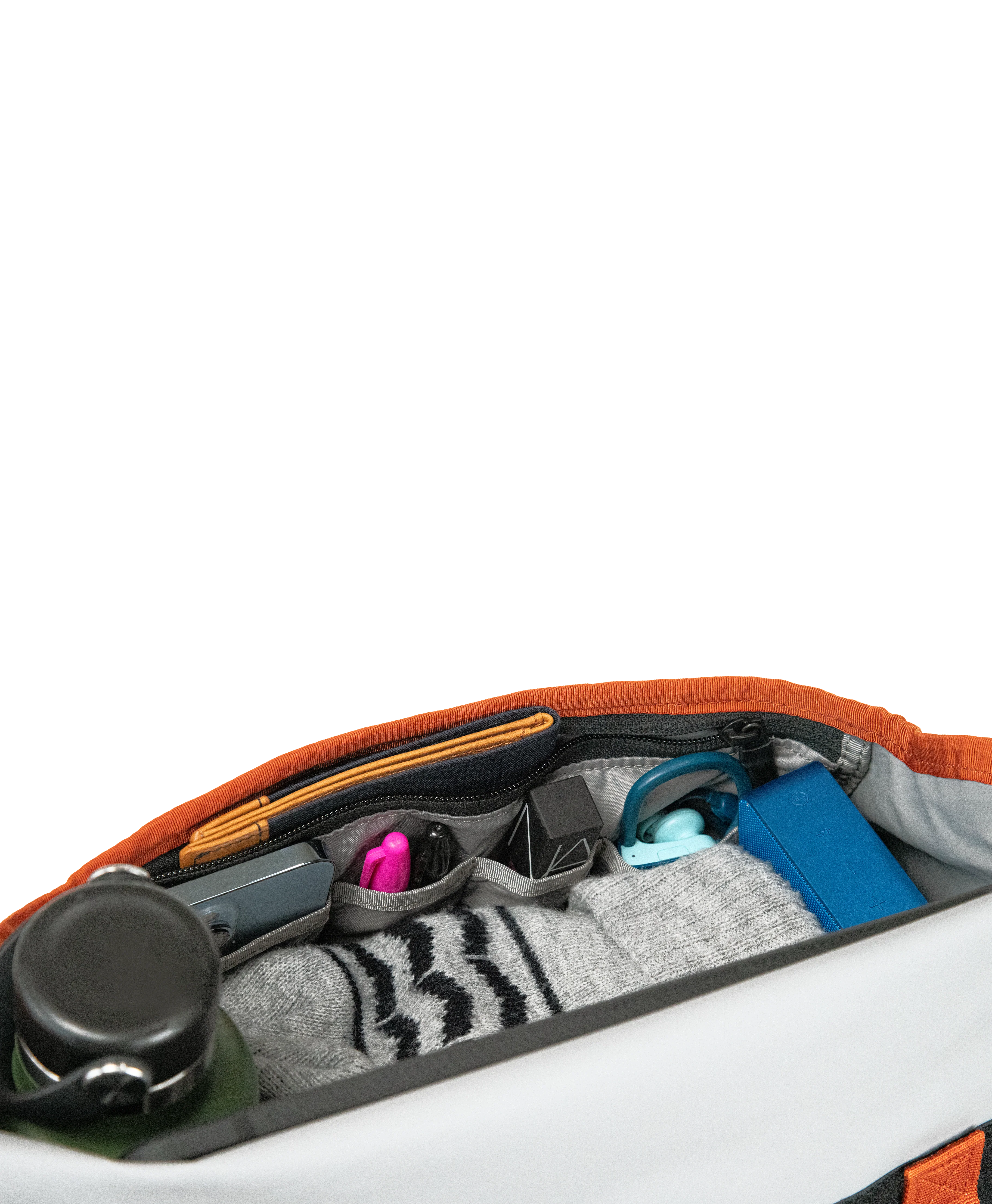 Flight Classic Messenger Bag - Image 6
